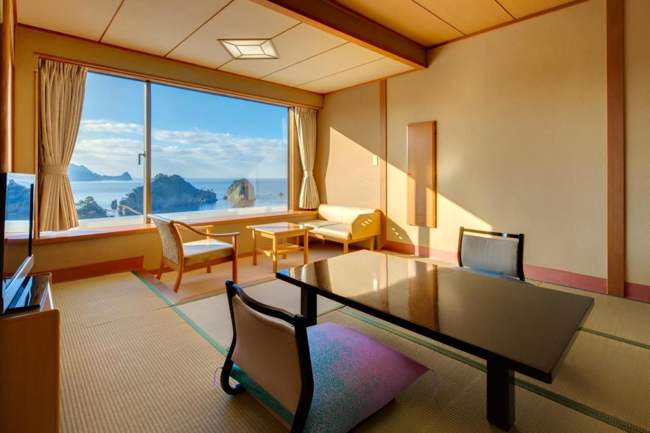 Dogashima New Ginsui Hotel Nishiizu Exterior photo